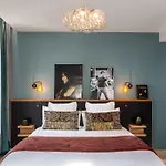 Hotel Lyric Opera
