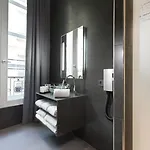 Lyric Opera Hotel 4*