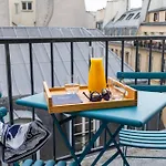 Hotel Lyric Opera 4*