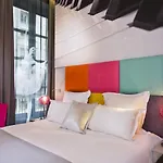 Hotel Lyric Opera 4*