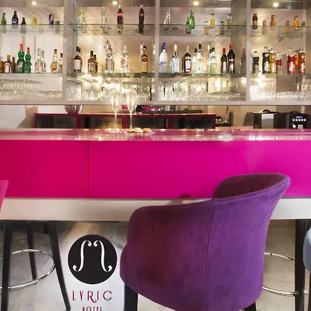 Lyric Opera מלון