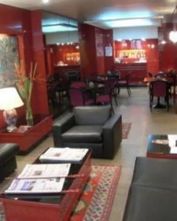 Hotel Lyric Opera 4*