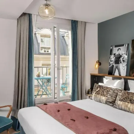 Hotel Lyric Opera