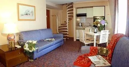 Hotel Lyric Opera Paris