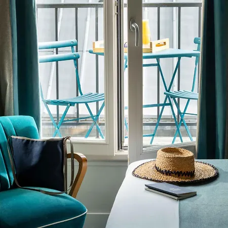 Lyric Opera ホテル パリ