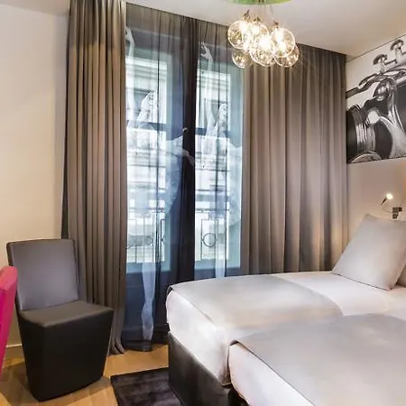 Lyric Opera 4* Paris