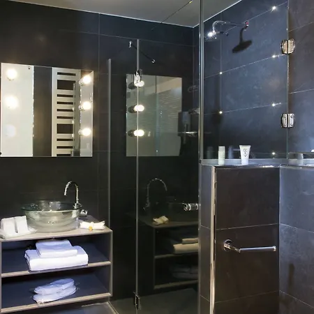 Hotel Lyric Opera 4*