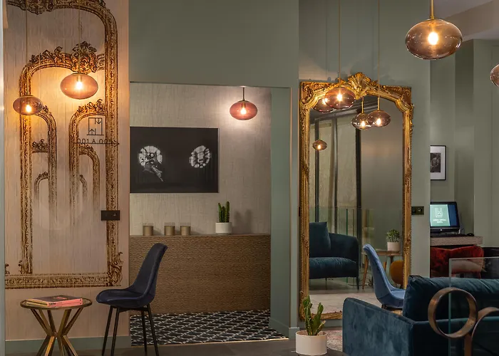 Hotel Lyric Opera 4*