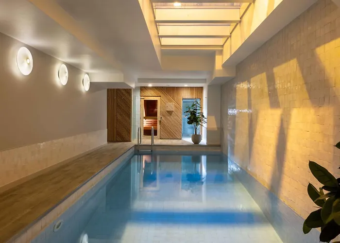 Hotel Lyric Opera 4*